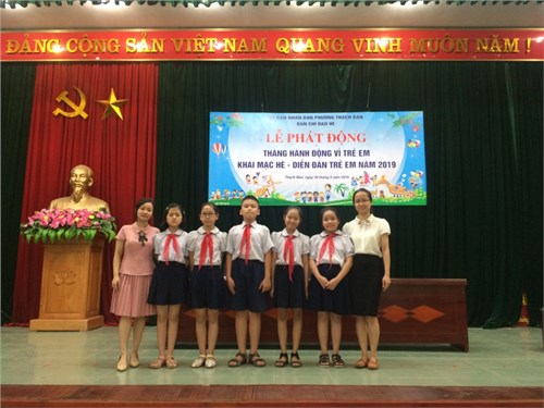 Học sinh trường Tiểu học Thạch Bàn B tham gia Diễn đàn trẻ em phường Thạch Bàn